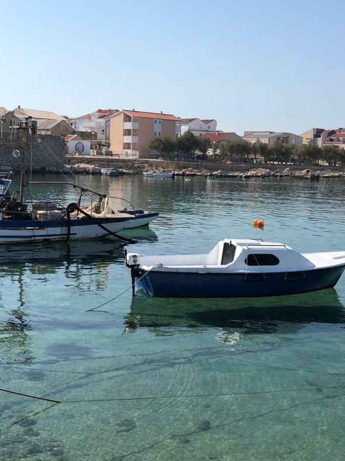 Miro Apartmani Ražanac Εξωτερικό φωτογραφία